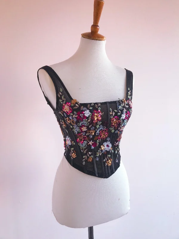 historical reenactment women bustiers and corsetsGregoria bustier