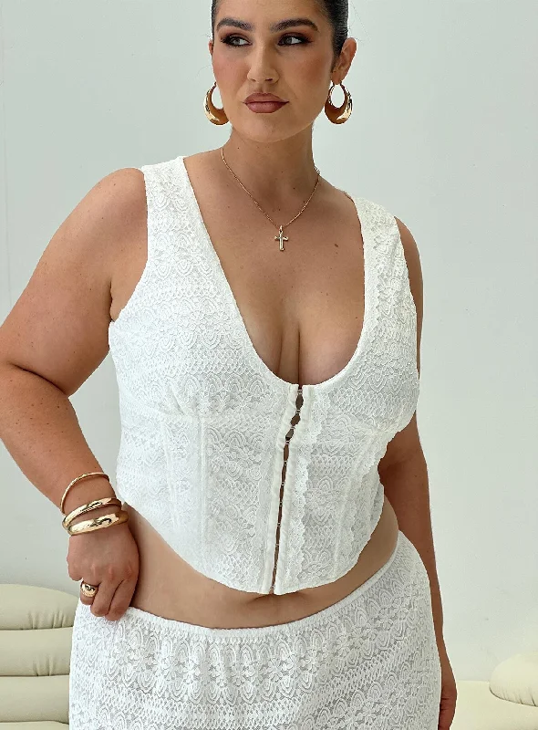 modern women bustiers and corsets trendsButtacupe Lace Corset Top White Curve
