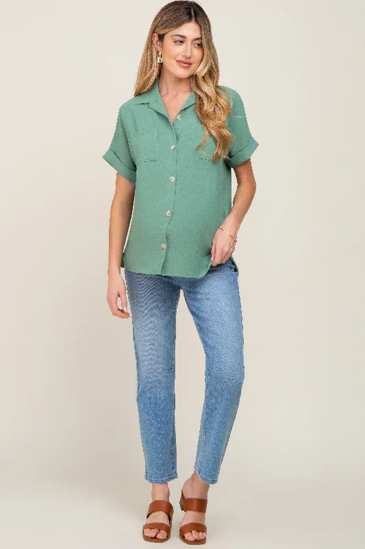 bralette with underwire for added supportGreen Collared Button-Down Short Sleeve Maternity Blouse