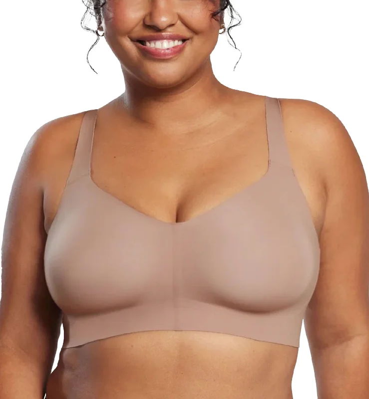 Bra with a contour memory foam cup for a natural look Evelyn & Bobbie BEYOND Adjustable Bra (1732) - Willow Bra with a contour memory foam cup for a natural look Evelyn & Bobbie BEYOND Adjustable Bra (1732) - Willow