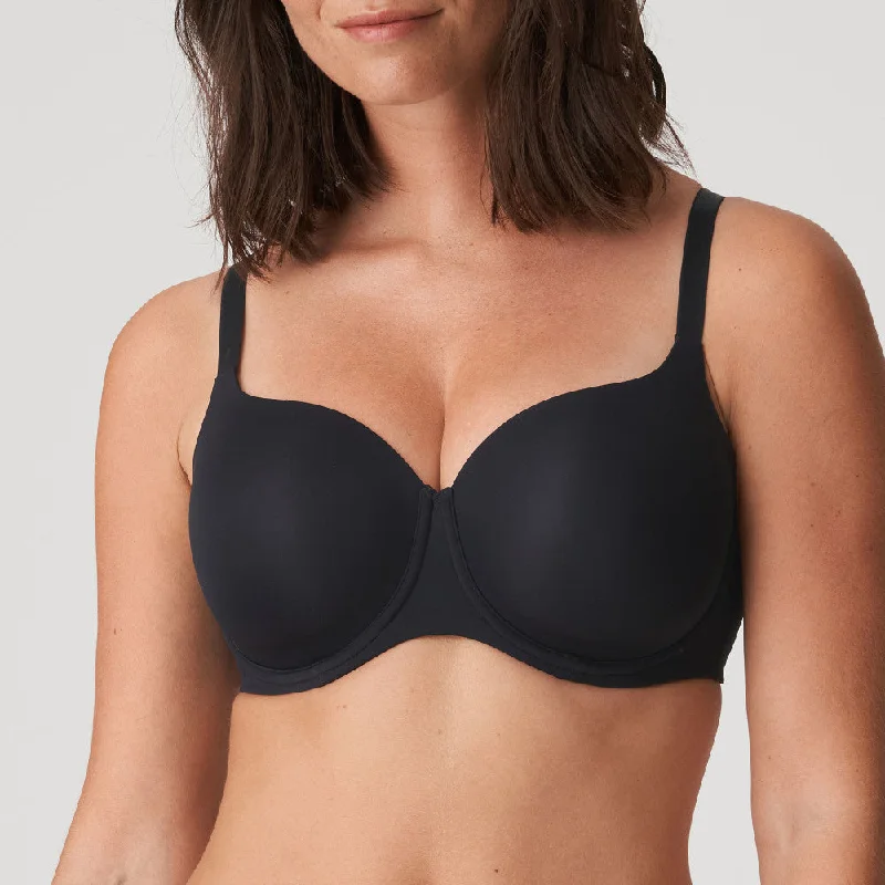 Bralettes for a trendy and comfortable alternative​ Figuras Heart Shape Smooth T-Shirt Bra B-H