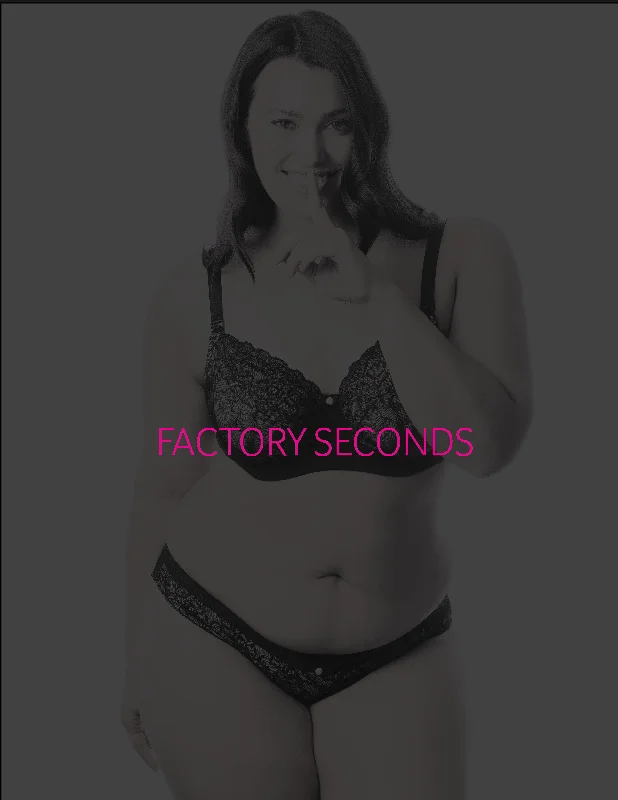 Bra with a multi - way strap system for different outfits​ FACTORY SECONDS BRA