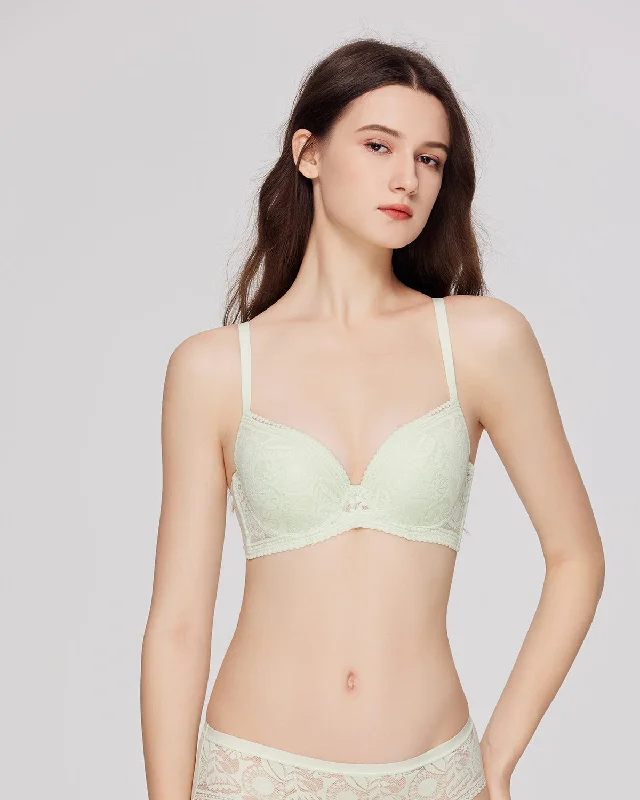 Bra with a balconette style for a flirty neckline​ Love Lace Padded Demi