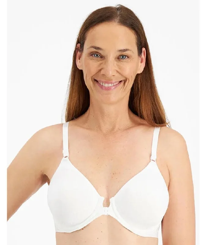 supportive underwire bras for large bustsPlaytex Front Closure Underwire Bra - White supportive underwire bras for large bustsPlaytex Front Closure Underwire Bra - White
