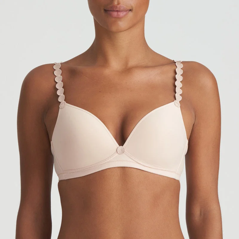 Back - closure bras with traditional hook - and - eye fastenings​ TOM Non-Wire Bralette (Caffé Latte) A-C Cup