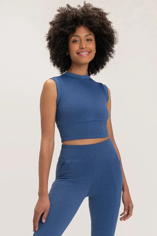 plunge wireless bras for a natural lookJacquard Street Top